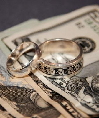 How long must a spouse remain married before they can get alimony?